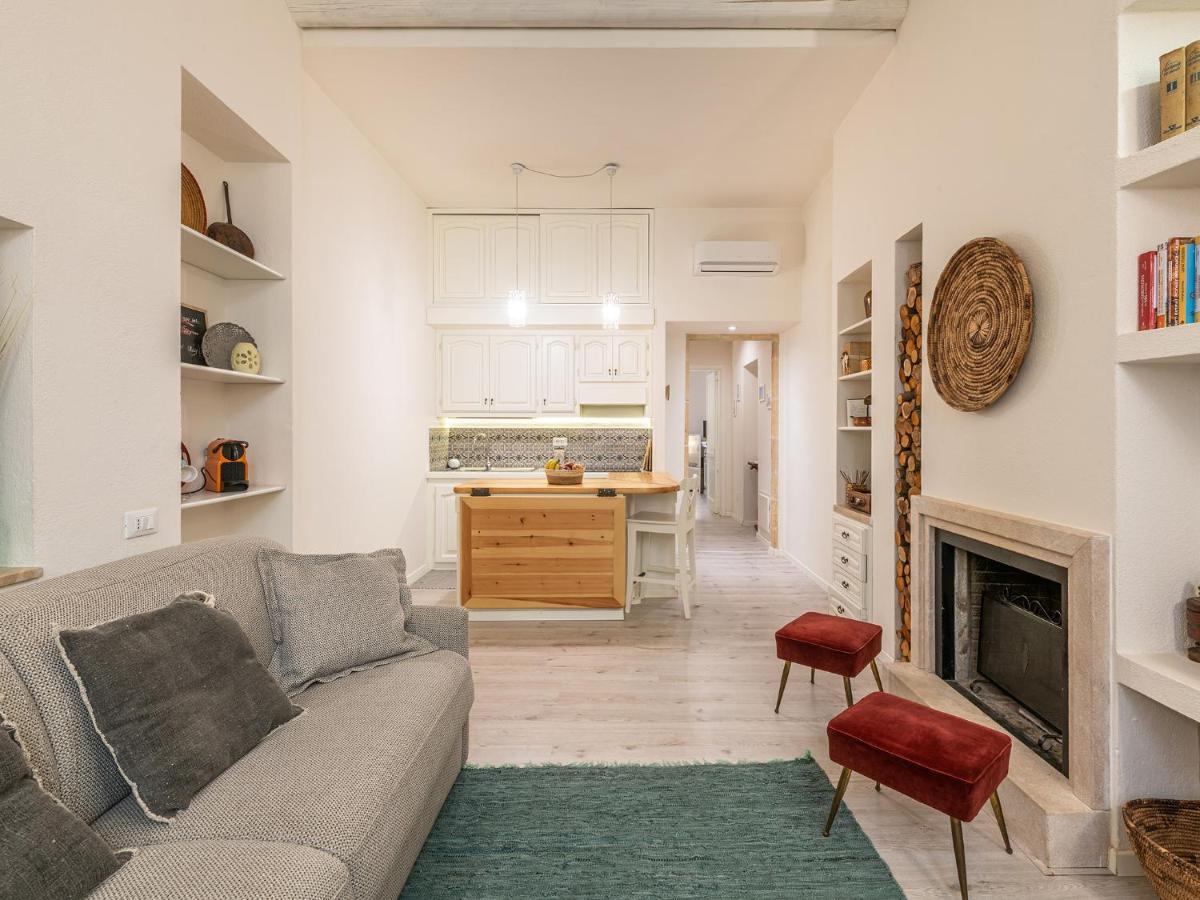 Marco'S Stylish Home In The Heart Of كالياري المظهر الخارجي الصورة